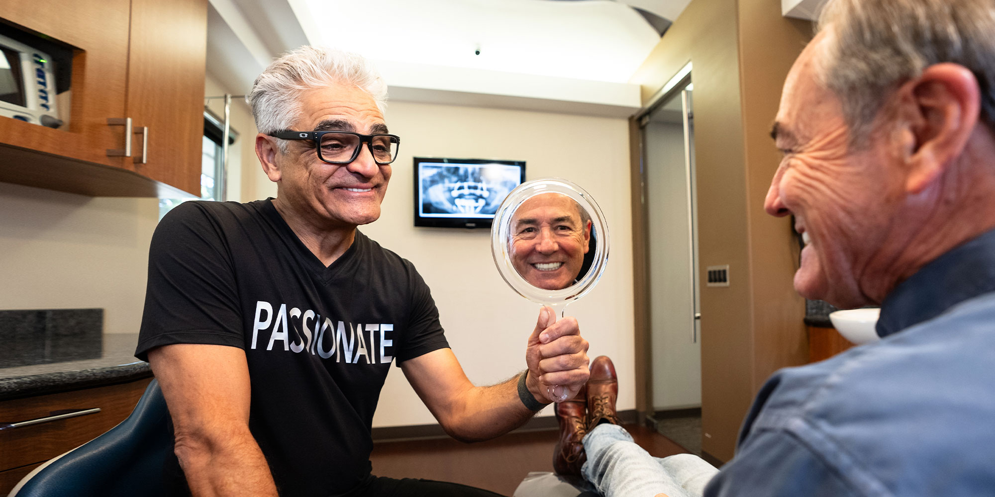 dr alijanian with mirror during reveal for tony
